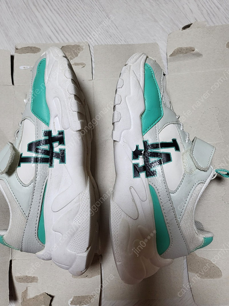 Mlb 키즈 운동화 220사이즈 반값택포 7천원--2