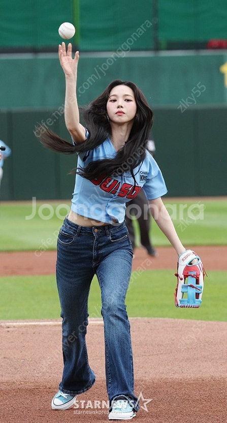 롯데 자이언츠 카리나!한정판!바다 유니폼 판매합니다!!...--3