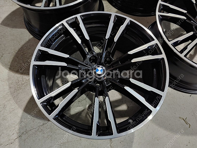 [판매] BMW F90 M5 706M 20인치 정품 휠...--1