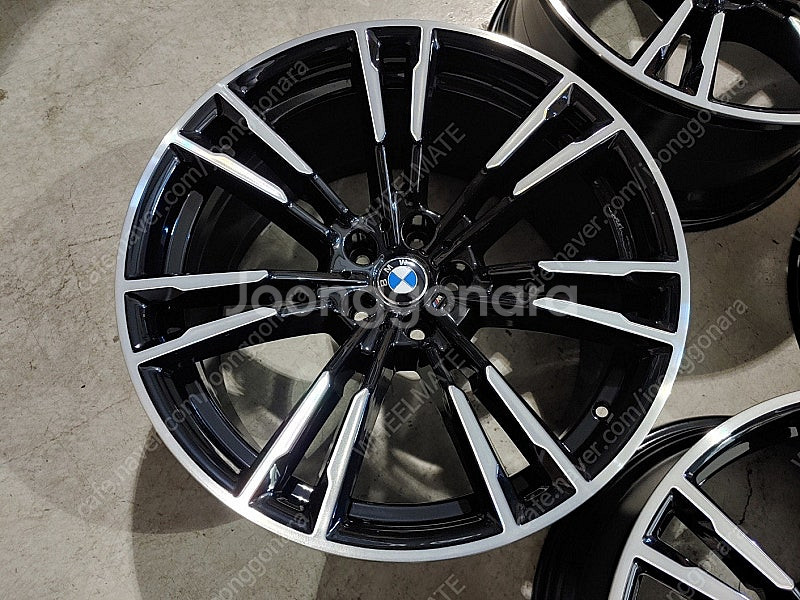 [판매] BMW F90 M5 706M 20인치 정품 휠...--2