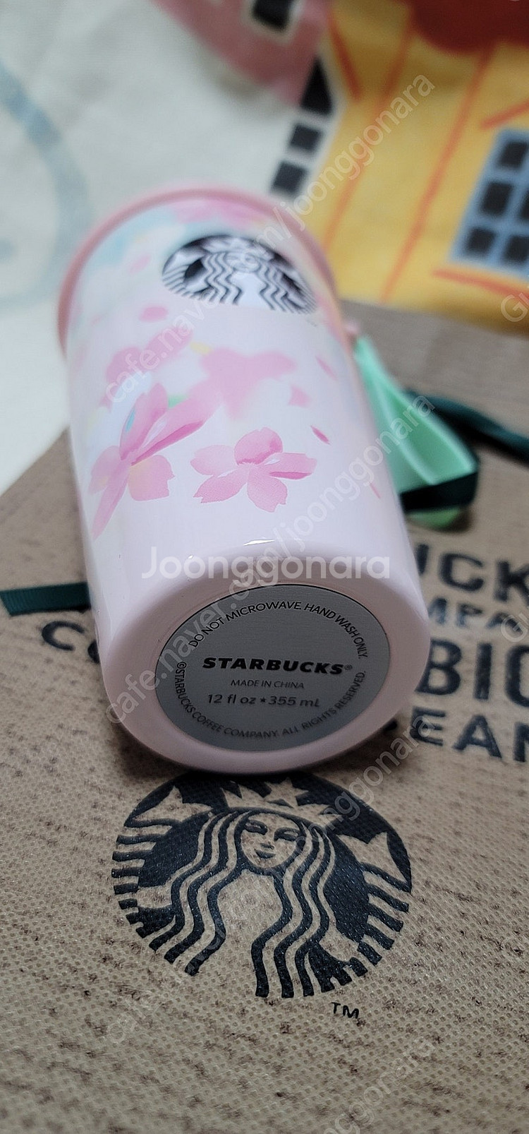 스타벅스 일본 벚꽃스트랩 컵 셰이프 보틀 355ml--4