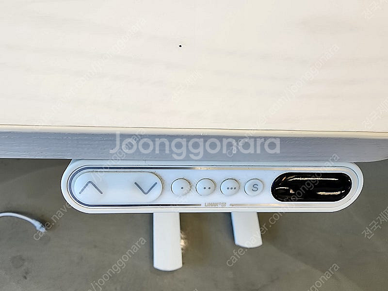 퍼시스 모션데스크 L1800 판매합니다--1
