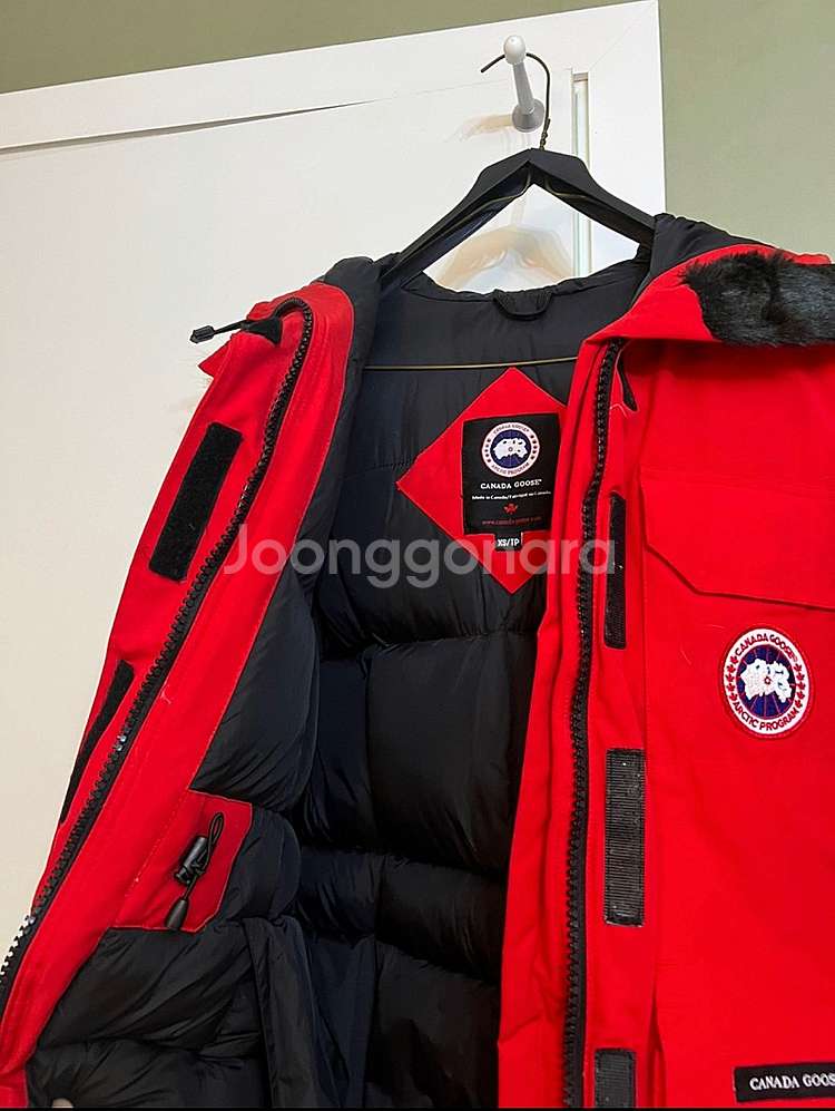 캐나다구스(canada goose)익스페디션 레드 패딩...--1