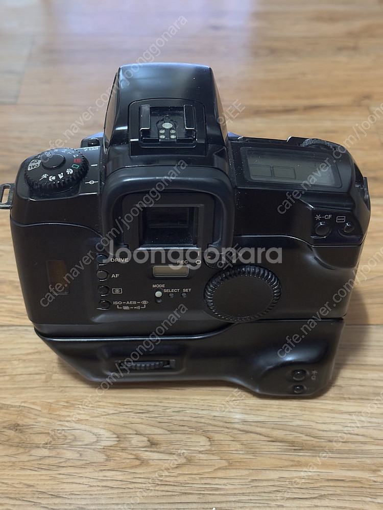 필름카메라 Eos 5 세로그립포함 13만--1