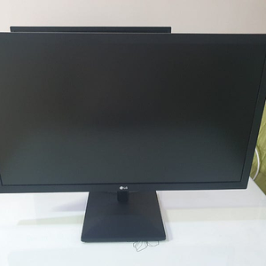 LG 24인치 모니터 (24MK400H) 팝니다.