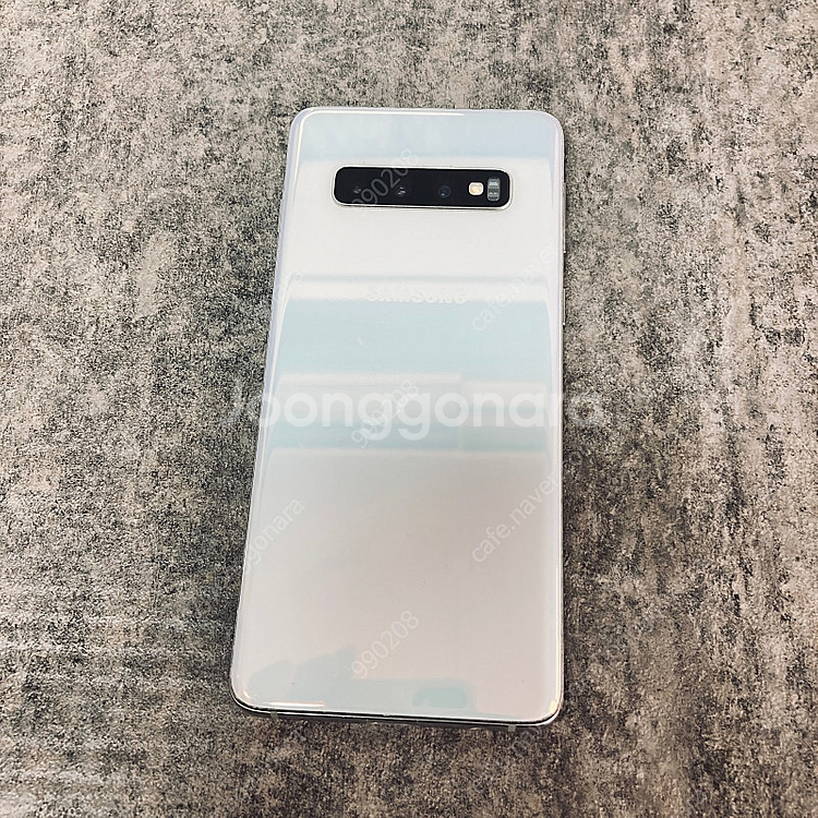 갤럭시 S10 화이트 512기가 매우깔끔한기기 16만원...--0
