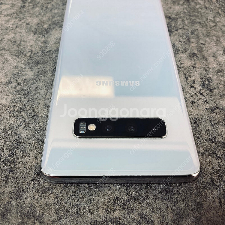 갤럭시 S10 화이트 512기가 매우깔끔한기기 16만원...--6