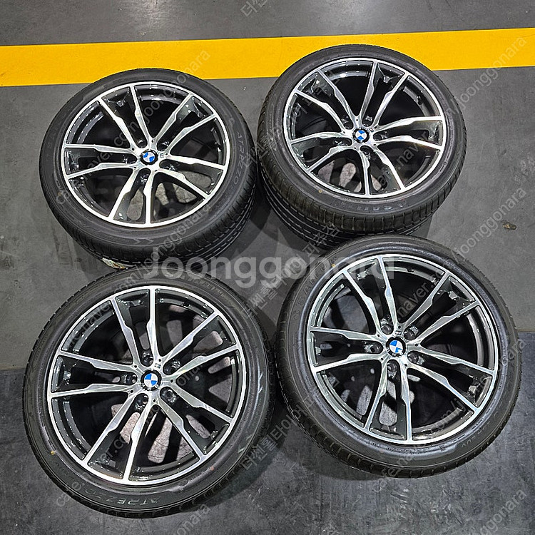 20인치 BMW F바디 레플리카 휠 신품 이월타이어 한...--0