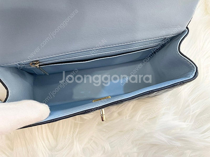 (S급)샤넬 클래식 뉴미니 탑핸들 다크네이비--7