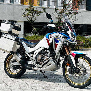 2020년 혼다 아프리카트윈 어드벤쳐 스포츠 ES DCT 최상위모델(CRF1100D4) 트리컬러(22,315km) 판매합니다 - 가격조정