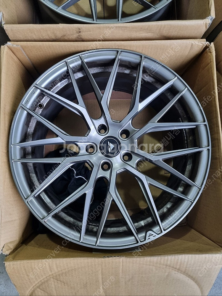 @ BMW F바디전용 볼스테이너 20인치 미국정품휠 1...--1