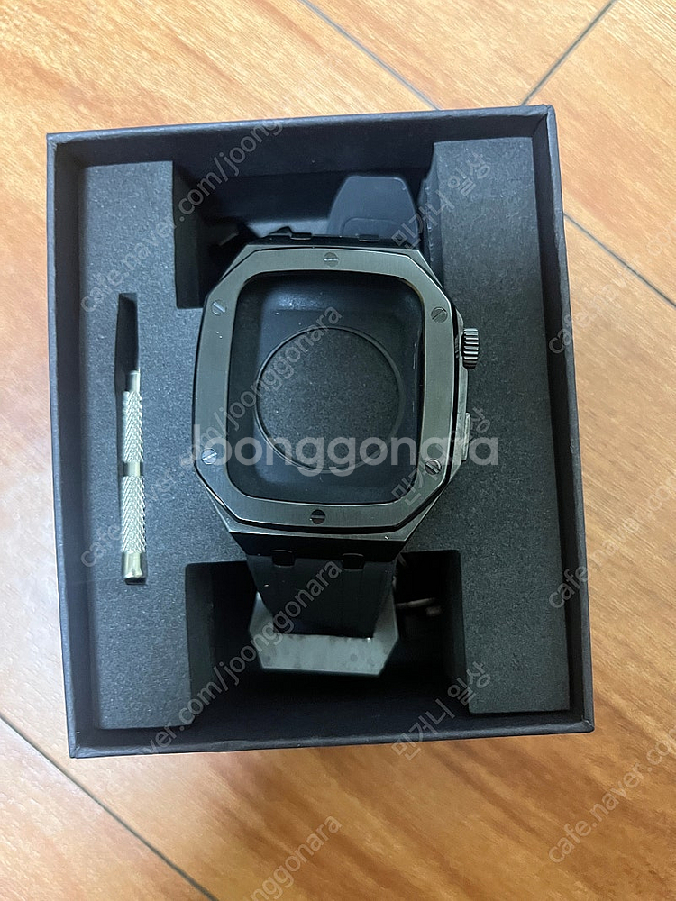 애플워치 45mm 일체형 메탈 블랙 스트랩 러버밴드--0