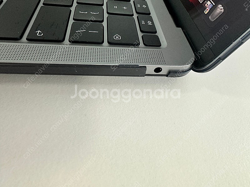 배터리 98% 맥북에어 m1 512gb 8gb 스페이스...--4