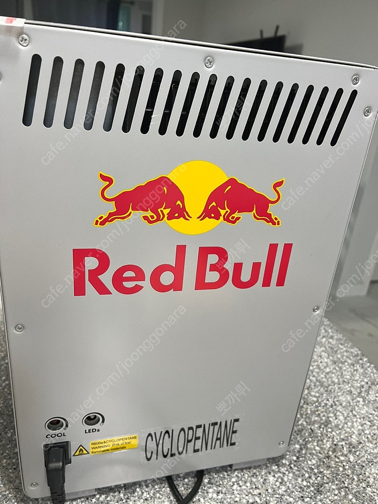레드불 소형 냉장고 이미지
