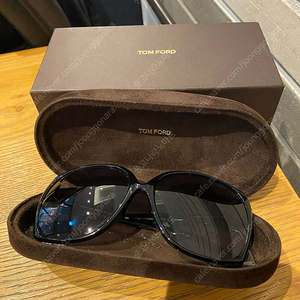 TOMFORD 톰포드 남녀공용 선글라스 TF9260 01B