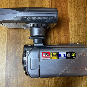 JVC 캠코더 GZ-E565SAC 판매합니다.