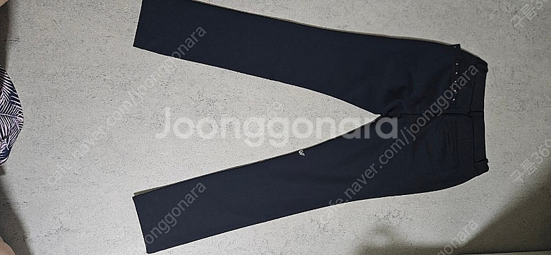 어뉴 골프바지 새상품--1