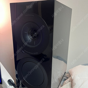 kef r3 meta