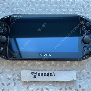 psvita 2세대 블랙 12만 상태좋음(강화유리필름 오늘 교체함)