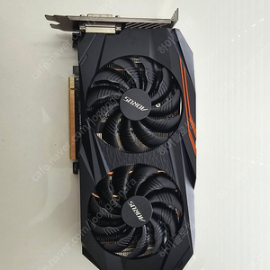 기가바이트 RX580 8GB 어로스 A급