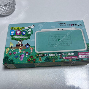 [미사용] new 닌텐도 2ds xl - 튀동숲 에디션 (튀어나와요 동물의숲 한정판)