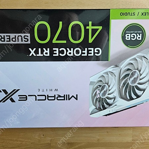 미개봉) 이엠텍 Rtx4070super 미라클 X3 3팬