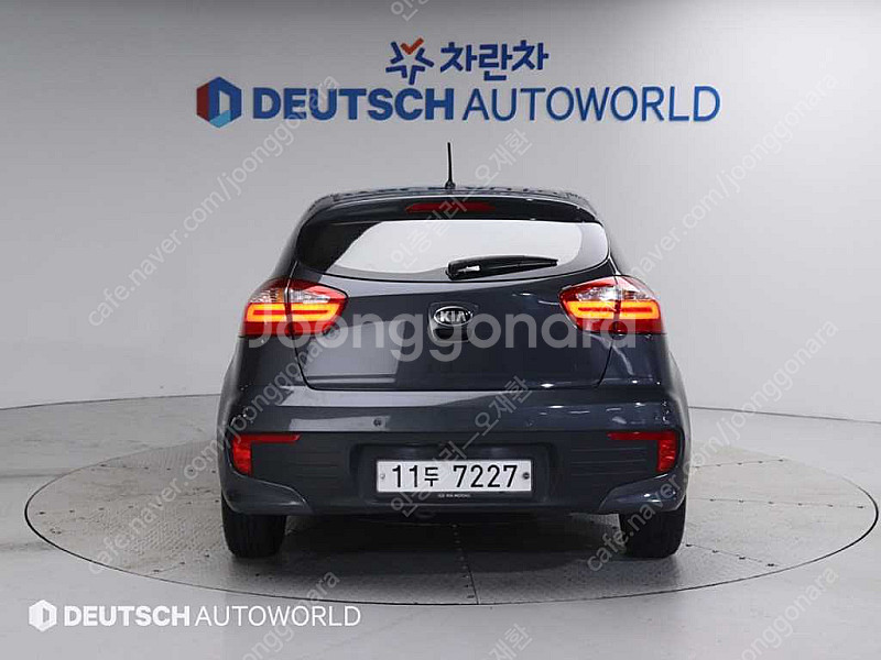 기아더 뉴 프라이드 5DR 1.4 디젤 럭셔리 (5인승...--3