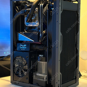 RTX 3080ti + 5800x3D + x570si SFF 커스텀 수냉 본체