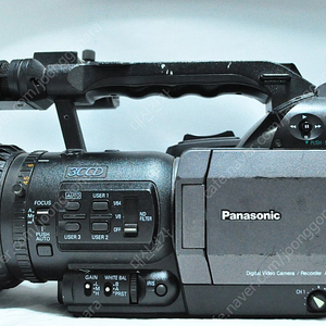 시네마카메라 파나소닉panasonic AG-DVX100B팝니다