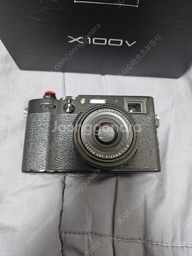 후지필름 x100v 블랙색상 판매합니다--0