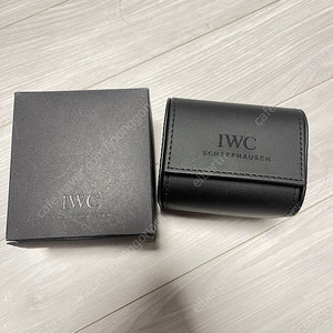 IWC 시계 파우치