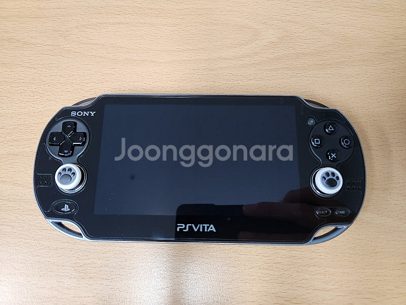 PS Vita 비타 1세대+16G 메모리 팝니다.--1