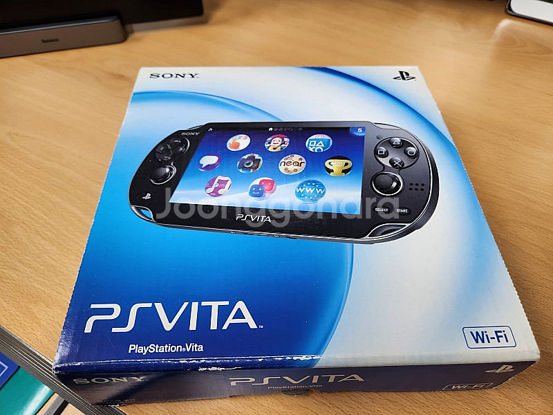 PS Vita 비타 1세대+16G 메모리 팝니다.--0
