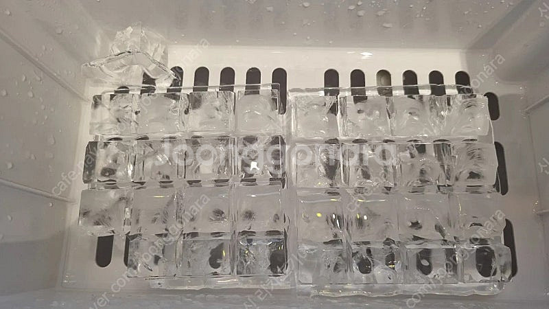 경기파주 sk 매직제빙기와 와이오티 100L 원형쇼케이...--4