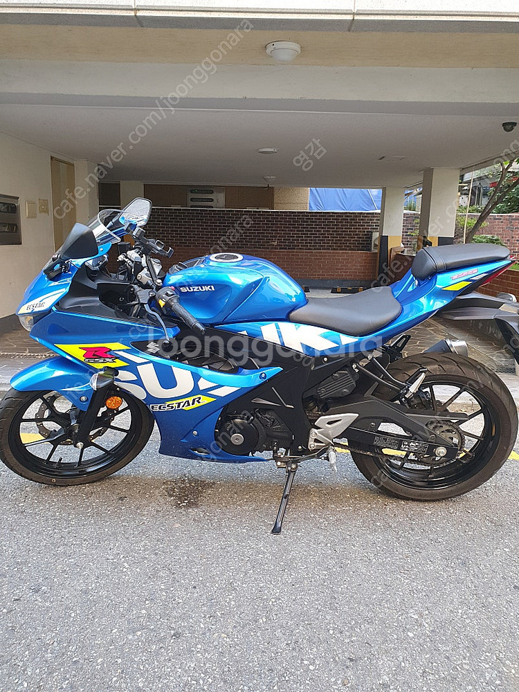 23년식 스즈키 GSX R125를 370에 팝니다.--0