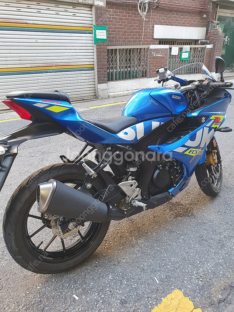 23년식 스즈키 GSX R125를 370에 팝니다.--4