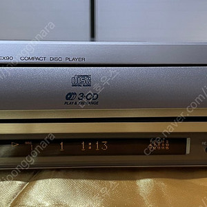 JVC 미니 3CD 플레이어 XL-EX90 상태 민트급 일본 제품 유럽 수출용 모델 220V 정품 CD 잘 인식하며 3CD 모두 정상 작동 합니다. 댓글x 앱거래x 쳇팅x 안함