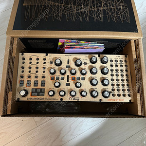 moog subharmonicon