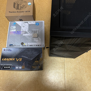 5700x3d미개봉/pa120se미개봉/b550 rog-a/슈플850w 3.0/dlx21/SN580 500GB 판매