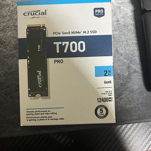 미개봉Crucial T700 2TB Gen5 NVMe M.2 SSD