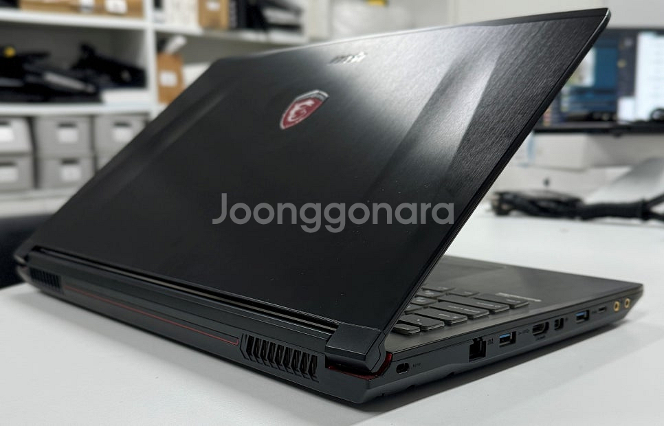 [MSI]GE62-6QC-Cobra i7/8GB/128...--2