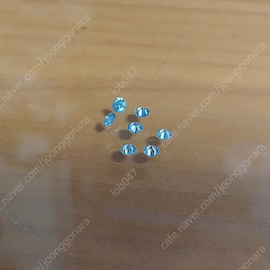 2.9mm (1부) 블루 랩그로운 다이아 7개 팔아요