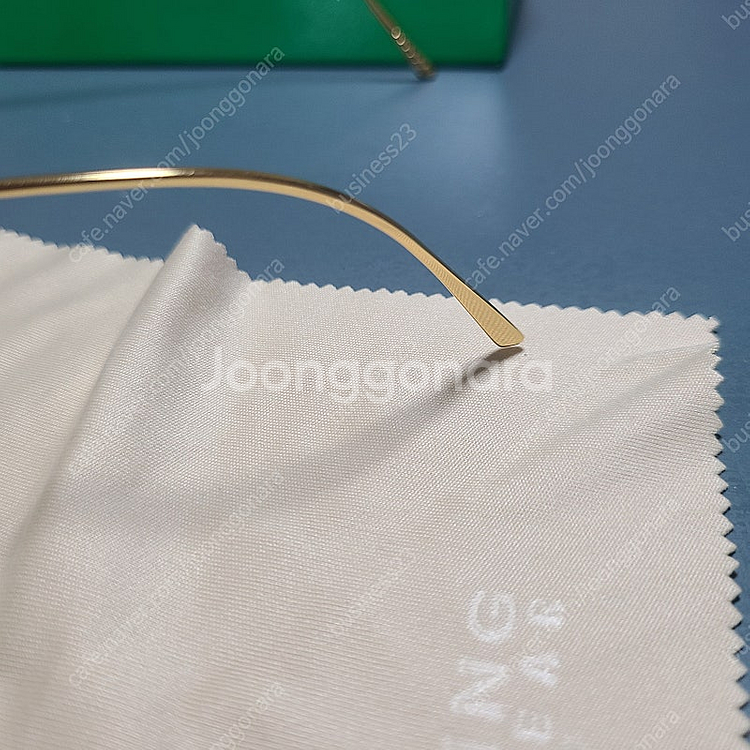 보테가베네타 선글라스 40만원--5