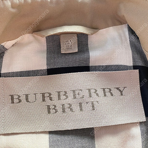 버버리 브릿 트랜치 코트 (BURBERRY BRIT)