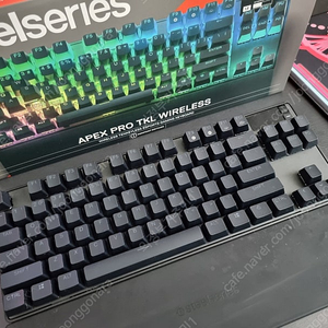 apex pro tkl 2023 무선 판매합니다.