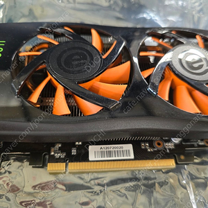 GTX560Ti, 650 / Radeon HD 7870, 6950