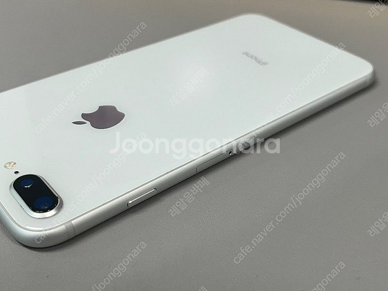 아이폰8플러스 화이트 64G 미파손단말기 외관 깨끗한폰...--4
