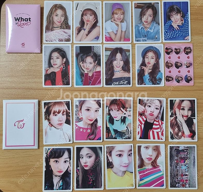 트와이스 앨범 예약특전 포카 팝니다.--1