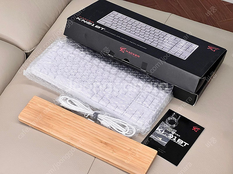 앱코 무접점 키보드 kn01 bt 55g 풀박 팝니다.--0