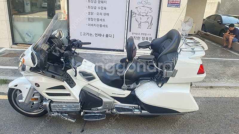 골드윙1800 흰색 팝니다--4